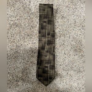 Basics by Croft & Barrow 100% Silk Tie